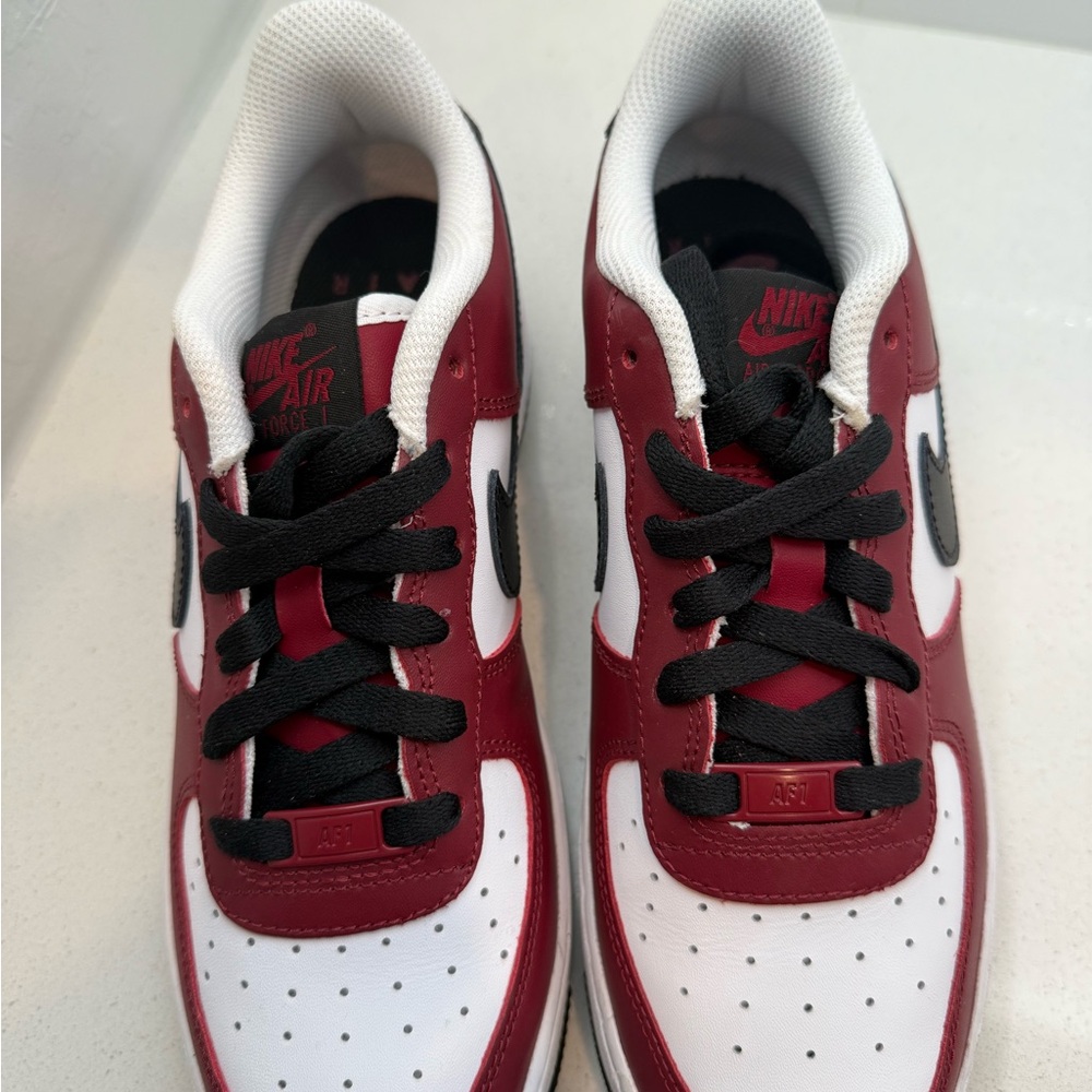 Nike Air Force 1 Sneakers - Picture 6 of 11